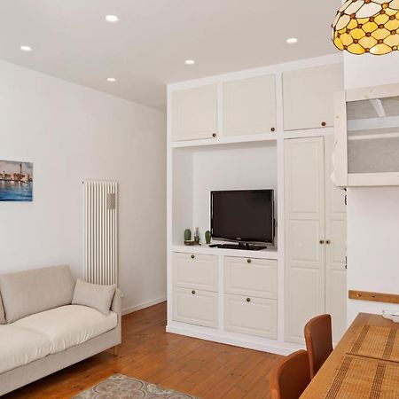 Madonella Apartment Con Terrazzo Bari Exterior photo
