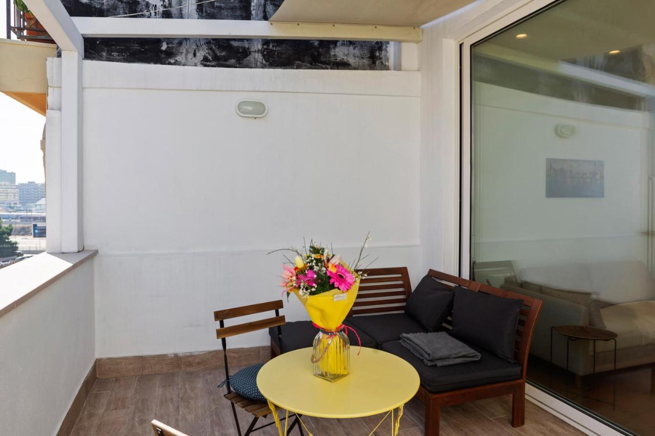 Madonella Apartment Con Terrazzo Bari Exterior photo